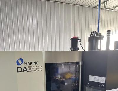 Makino DA300 (2021)