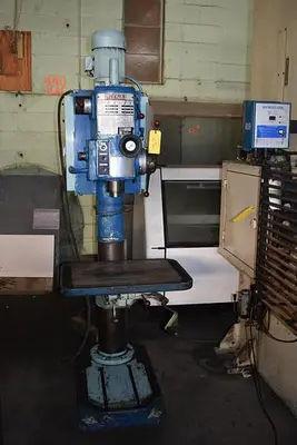 Mazak Holemaster 5-14II (1981)