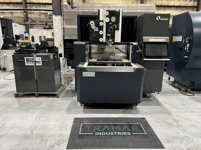 Makino U53J (2015)