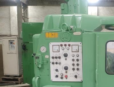 Liebherr L-301
