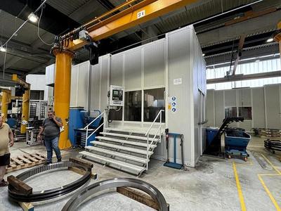 Liebherr L3002 CNC (1982)