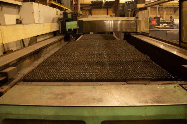 Mazak hypergear 510 co2 laser 5 x 10 table (2005)