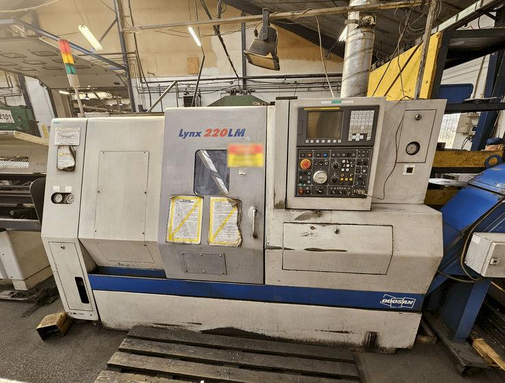 Doosan 220LMSA (2012)