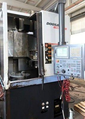 Doosan V400M (2012)