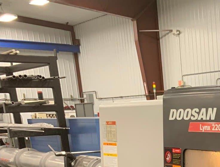 Doosan Lynx 220LC w/Bar Feed (2007)