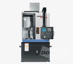 Doosan PUMA V400M