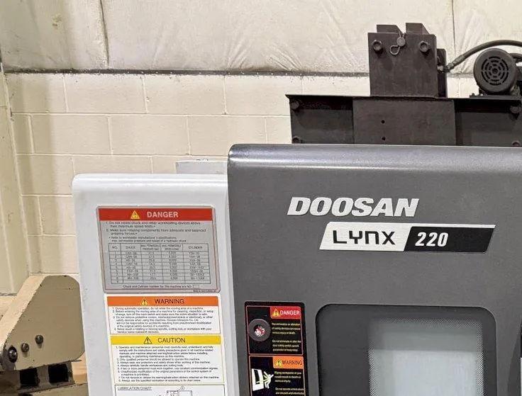 Doosan Lynx 220A (2016)