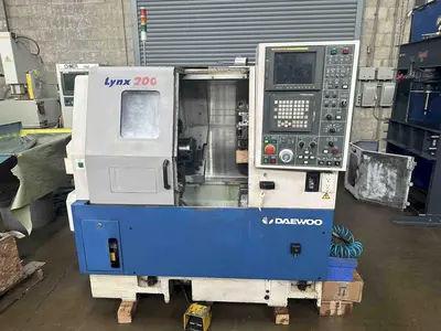 Doosan LYNX 200A (2000)