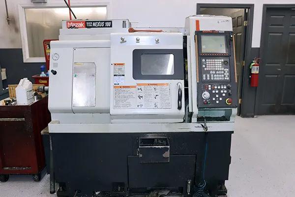 Mazak QTN-100 (2004)
