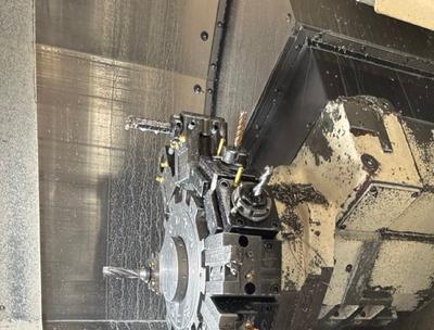 Okuma Genos L 300E-MY-e (2018)