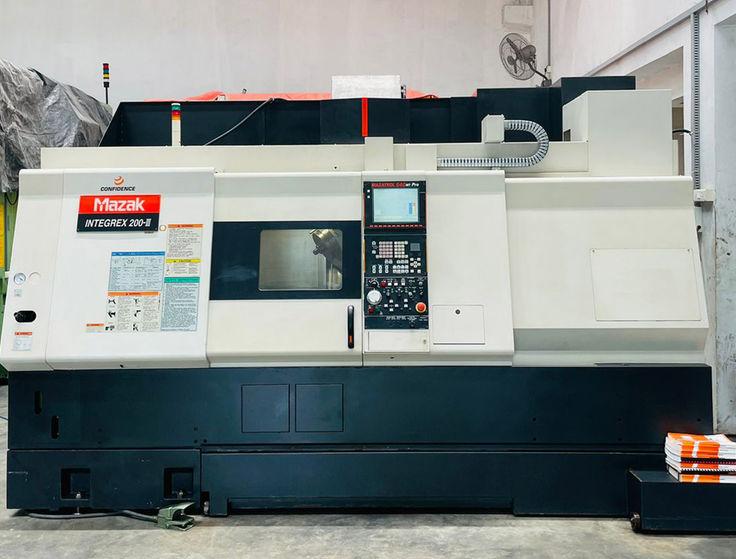 Mazak INTEGREX 200-IIIS (2004)