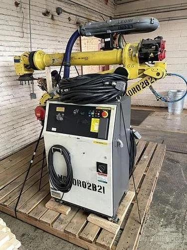 Fanuc M-900IA/260L USED (2013)