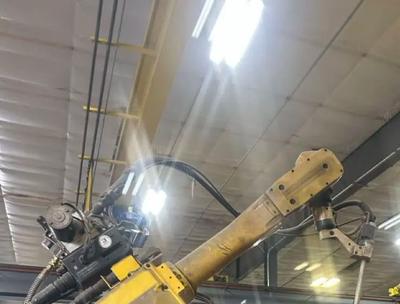 Fanuc ARCMATE 120I USED (2001)