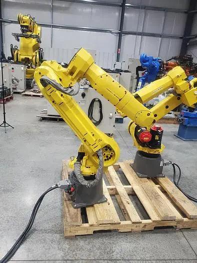 Fanuc ARCMATE 120IC USED (2011)