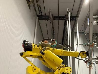Fanuc M-900iB 400L ROBOT MFG 2018 (2018)