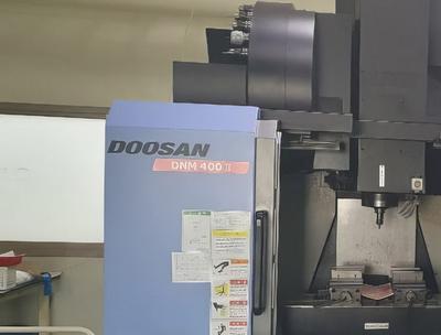 Doosan DNM-400 (2020)