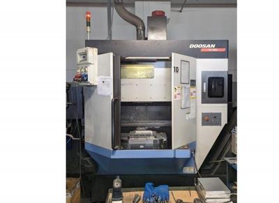 Doosan VC 400 DUAL PALLET (2008)