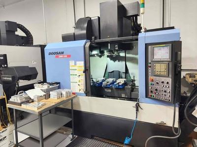 Doosan DNM400 (2011)