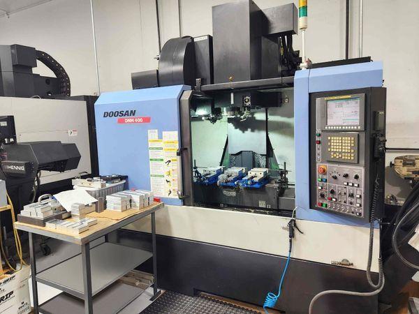 Doosan DNM400 (2011)