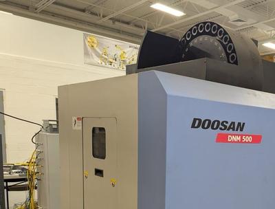 Doosan DNM500 II (2008)
