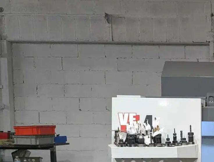 Haas VF-4 Vertical Machining Center (2021)