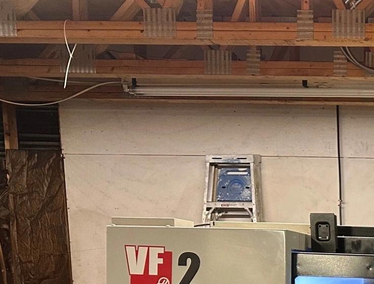Haas VF-2 Vertical Machining Center (2017)