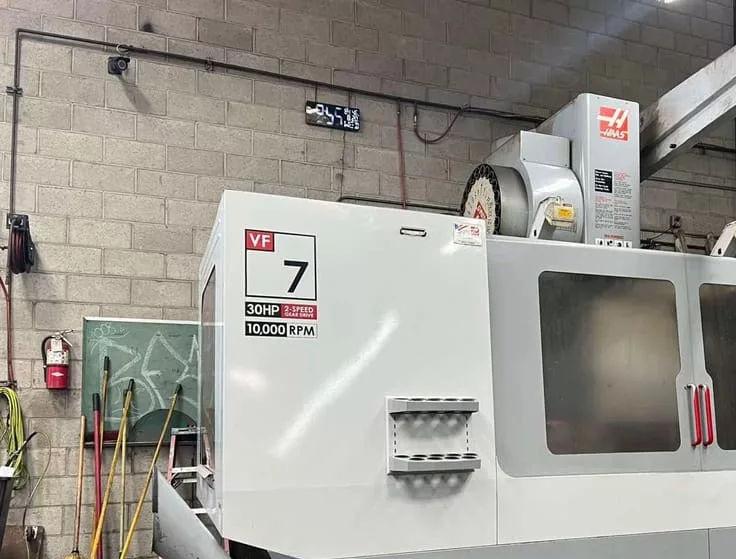 Haas VF-7B/40 (2004)