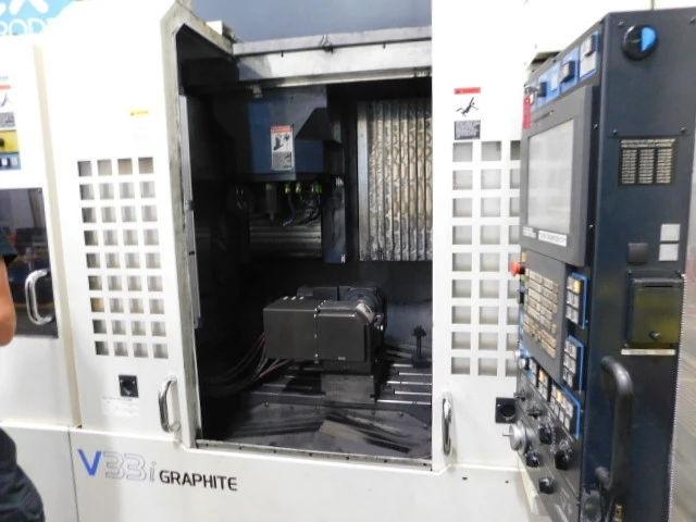 Makino V33I (2008)