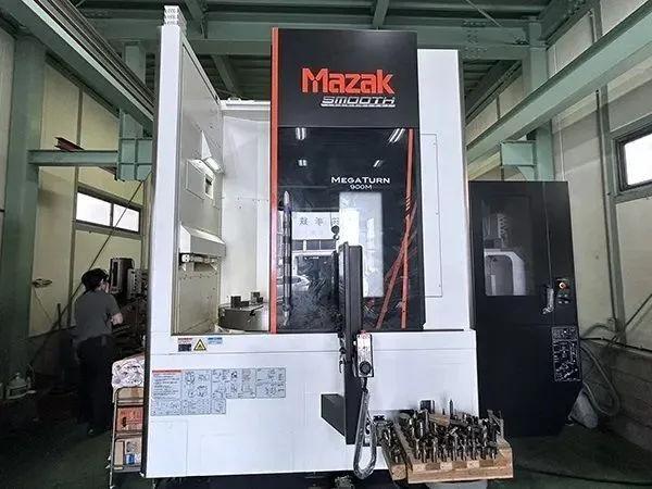 Mazak MAZAK MEGATURN 900M (2016)