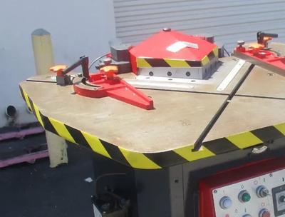 Amada CS-220