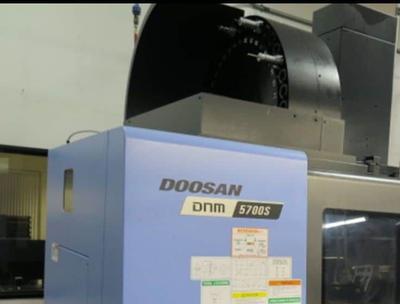 Doosan dnm 5700s cnc vertical machining center w 4th axis rotary (2022)