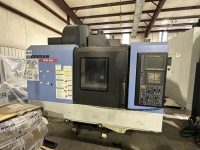 Doosan dnm400vc cnc vertical machining center (2010)