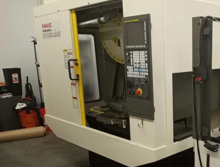 Fanuc Robodrill D21LiA5 (2012)