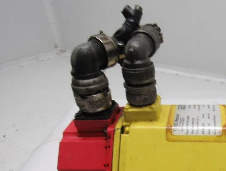 Fanuc 5 AC Servo Motor 110V 3PH 2000 RPM 8 Pole Servo Motors in - (2000)